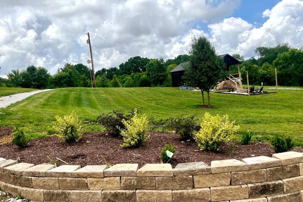 #4 Kentucky Bourbon Trail Bourbon Barrel Cottages Lawrenceburg Buitenkant foto