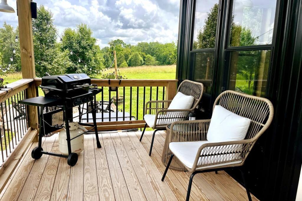 #4 Kentucky Bourbon Trail Bourbon Barrel Cottages Lawrenceburg Buitenkant foto